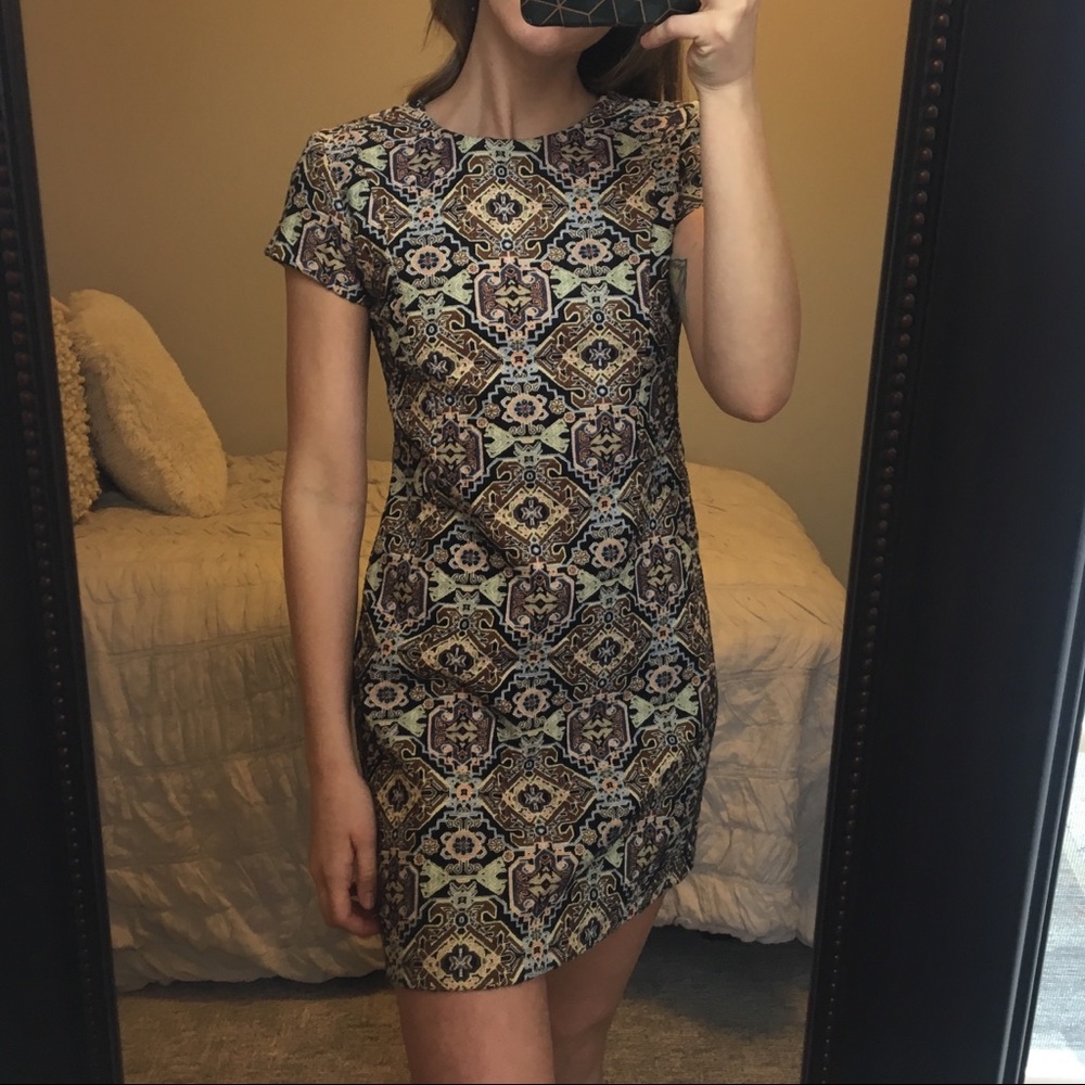 Trafaluc Geo Design Mini Dress
